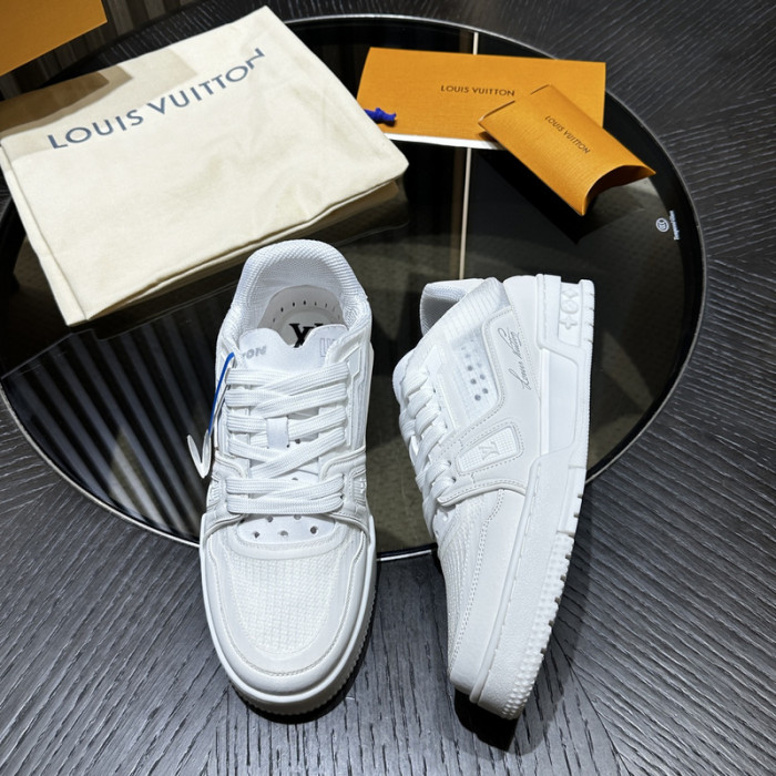 LOU1VTON SNEAKER