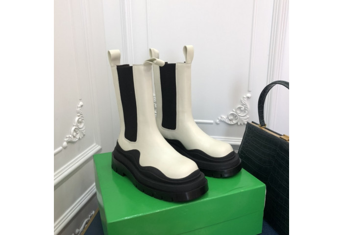 Botteg*Venta Tire Leather Ankle boots