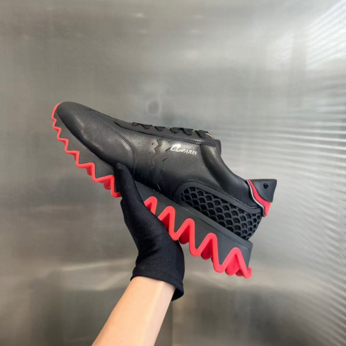 CHRISTIAN LOUBOUT1N Loubishark man (CUSTOMIZE)