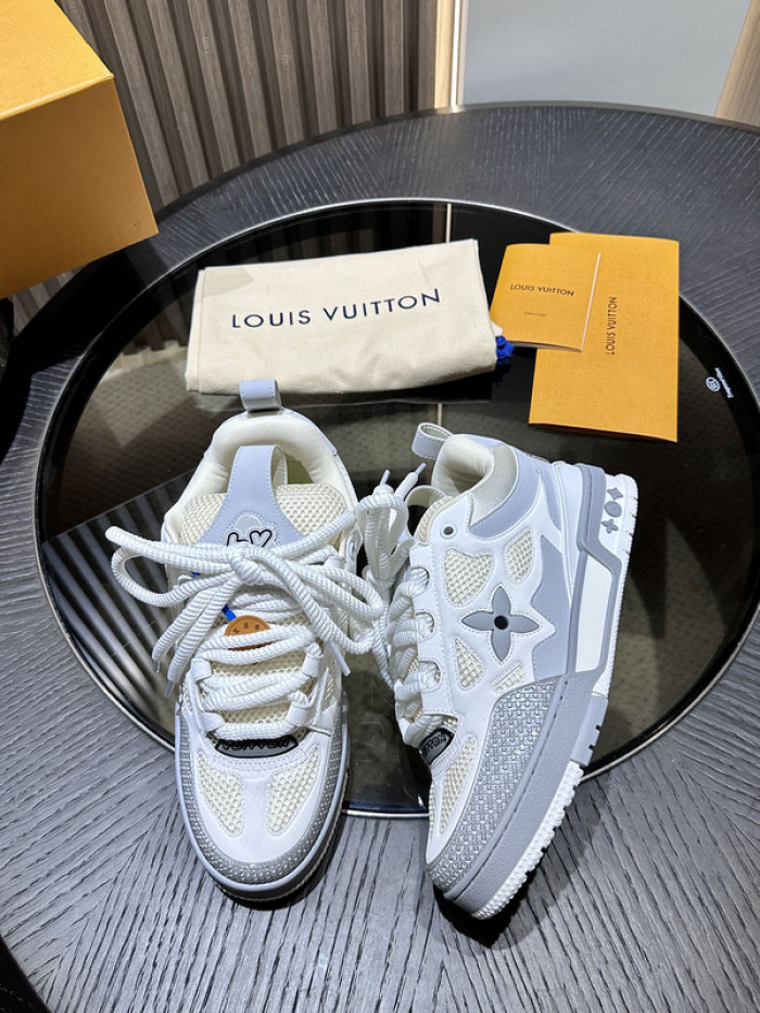 LOU1VTON SNEAKER