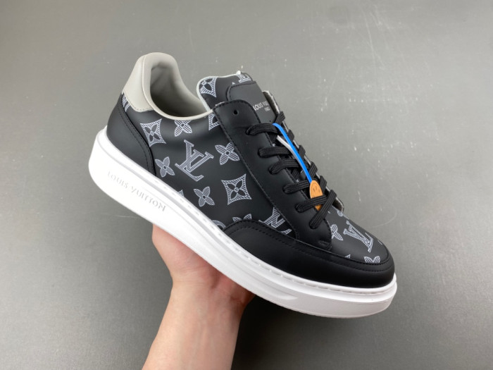 LOU1VTON SNEAKER