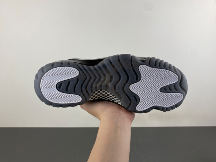 Air Jordan 11 Pack Expected Fall COMME des GARÇONS (2026) IV7639-001