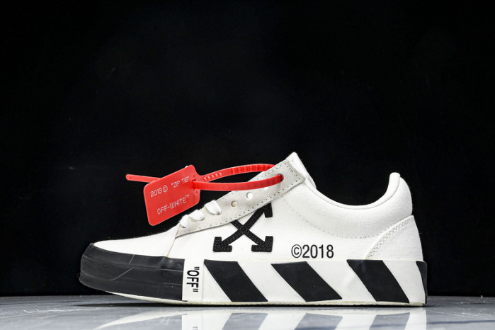 OFF-WHITE Canvas Sneaker