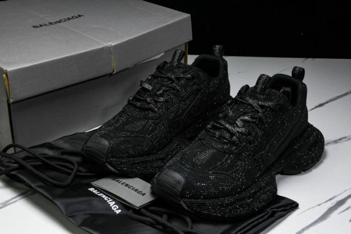 BLCG RUNNER SNEAKER (crystal)