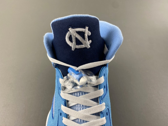Air Jordan 5 HQ7978-401