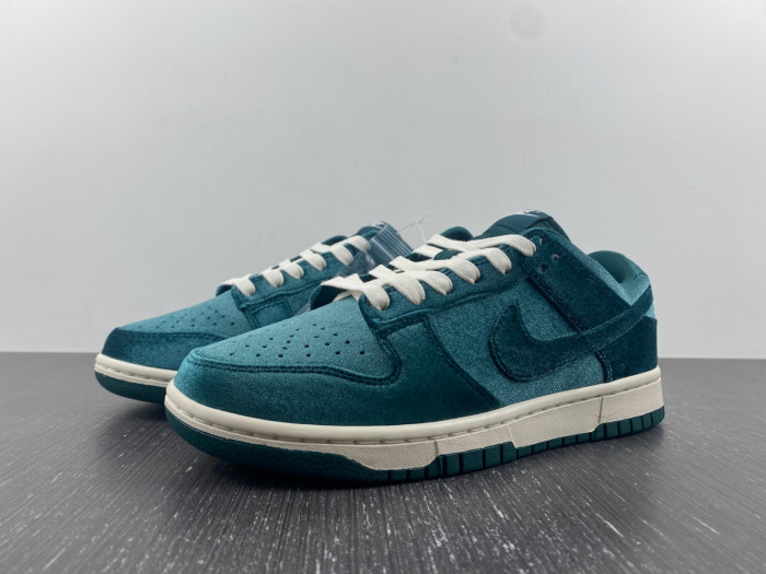 nike dunk low "velvet teal" dz5224-300
