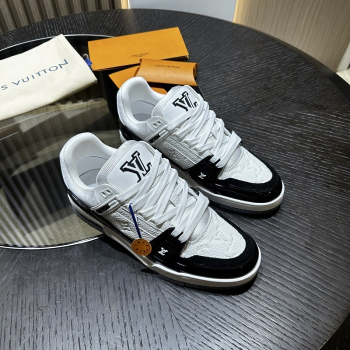 LOU1VTON SNEAKER