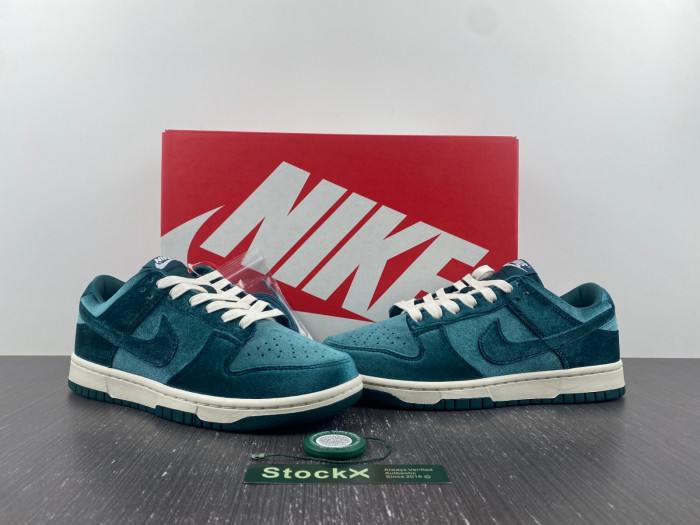 nike dunk low "velvet teal" dz5224-300