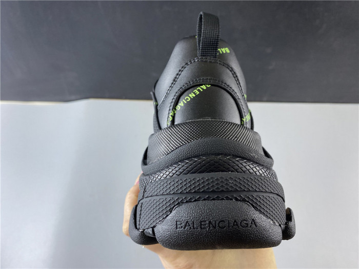 blc* triple s trainer