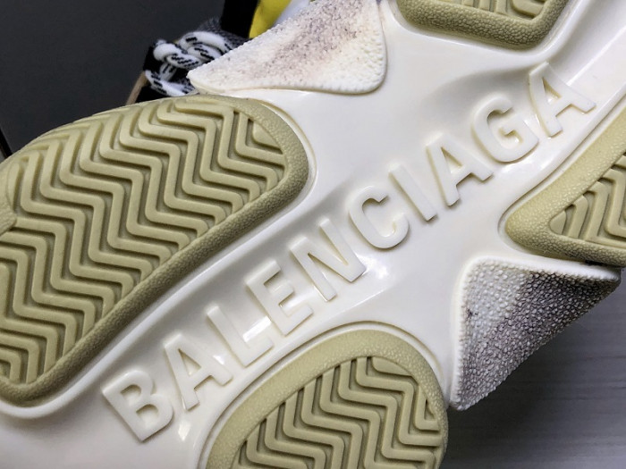 blc* triple s trainer