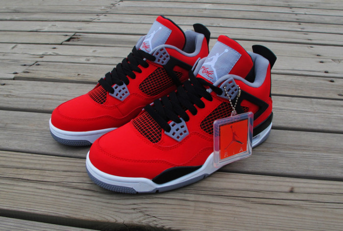 Air Jordan 4 Retro 