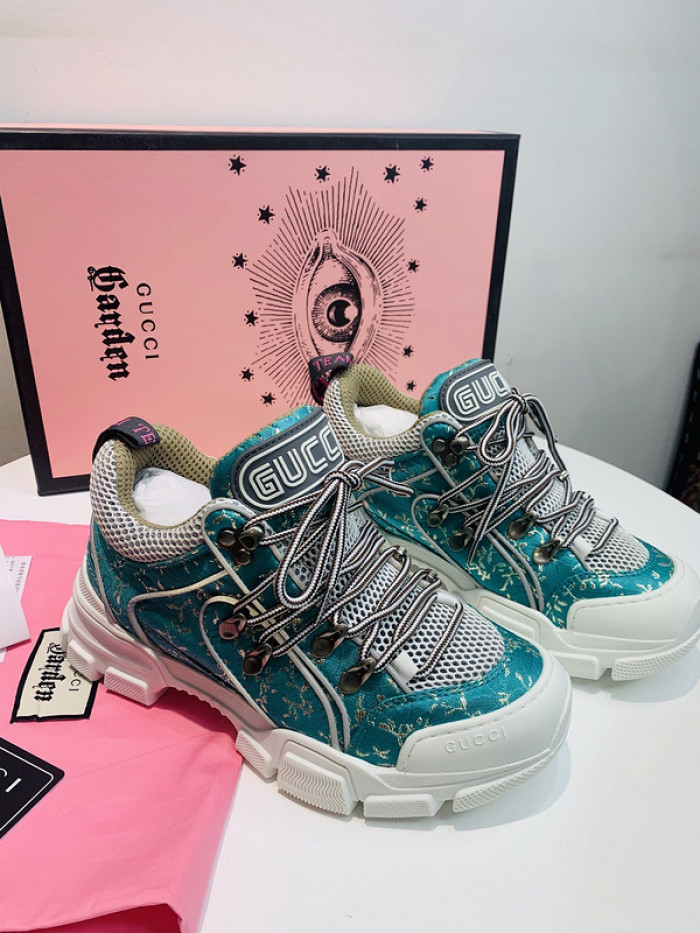 G*u*i1 journey flashtrek jewel crystal low boot