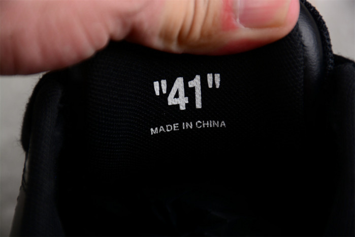 OFF-WHITE Out Of Office