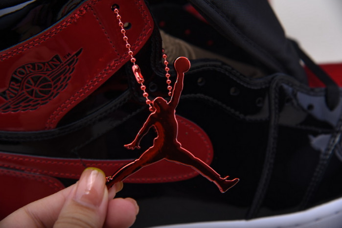 air jordan 1 bred patent leather 555088-063